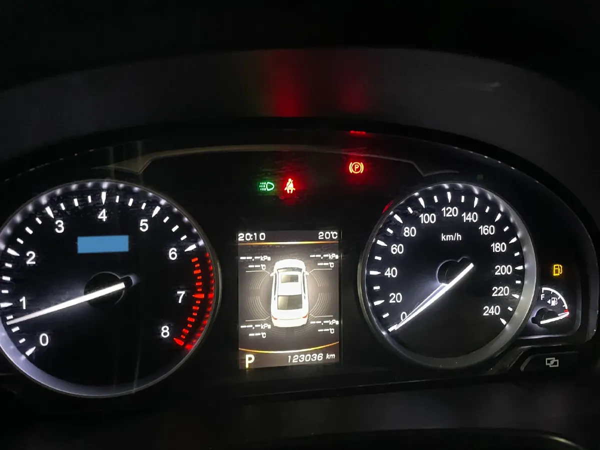 2017 Geely Emgrand GT 2.4L 162HP L4 6AT,autocango,china used car exporter,china ev exporter,chinese used car exporter,chinese used ev exporter