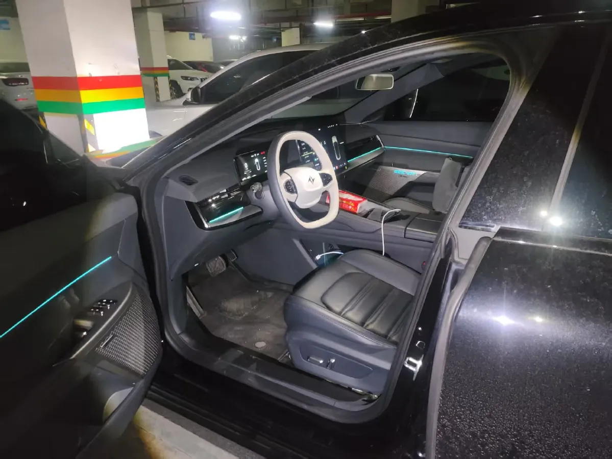 2024 DongFeng eπ eπ007 REEV 105HP REEV 28.4KWH,autocango,china used car exporter,china ev exporter,chinese used car exporter,chinese used ev exporter