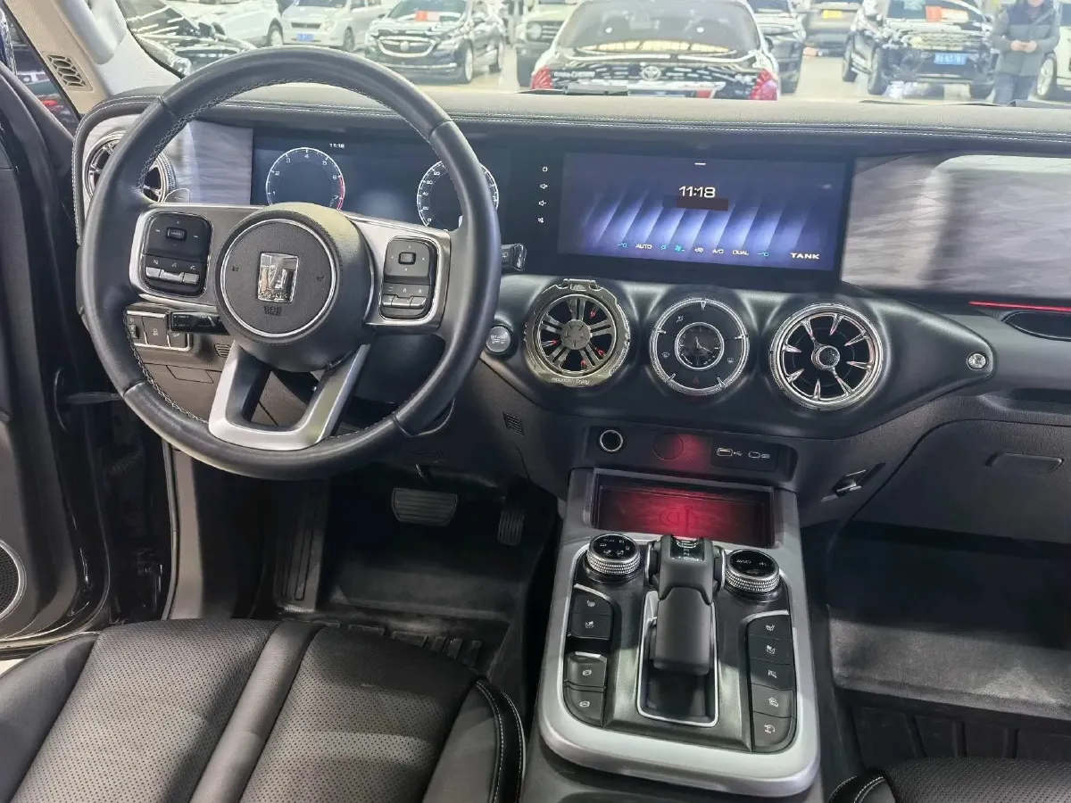 2023 Tank 300 2.0T 227HP L4 8AT,autocango,china used car exporter,china ev exporter,chinese used car exporter,chinese used ev exporter