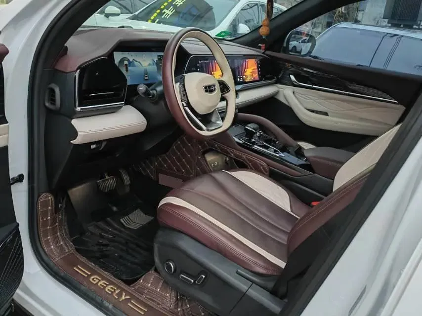 2021 Geely Monjaro 2.0T 218HP L4 7DCT,autocango,china used car exporter,china ev exporter,chinese used car exporter,chinese used ev exporter