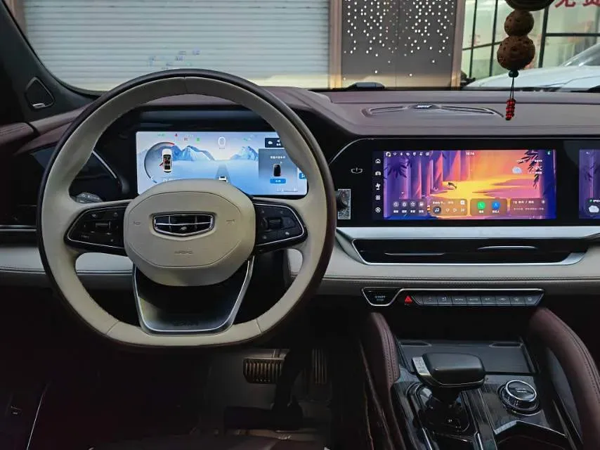 2021 Geely Monjaro 2.0T 218HP L4 7DCT,autocango,china used car exporter,china ev exporter,chinese used car exporter,chinese used ev exporter