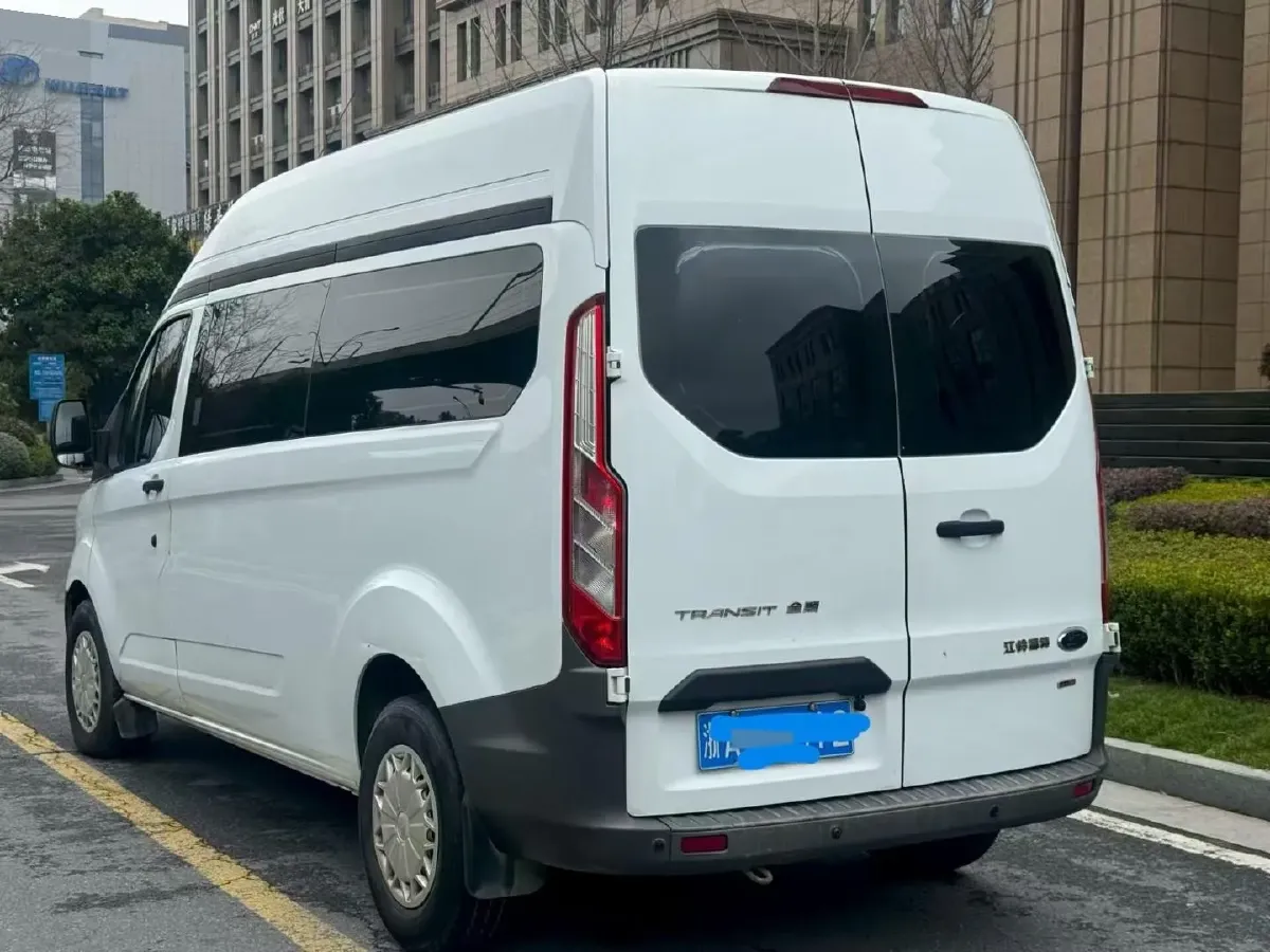 2017 Ford Transit 2.0T 121HP L4 5MT,autocango,china used car exporter,china ev exporter,chinese used car exporter,chinese used ev exporter