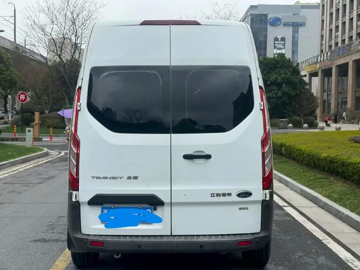 2017 Ford Transit 2.0T 121HP L4 5MT,autocango,china used car exporter,china ev exporter,chinese used car exporter,chinese used ev exporter