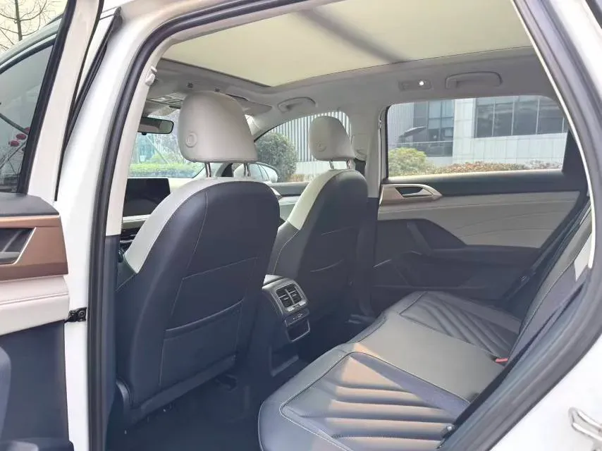 2023 Volkswagen Tharu 1.5T 160HP L4 7DCT,autocango,china used car exporter,china ev exporter,chinese used car exporter,chinese used ev exporter