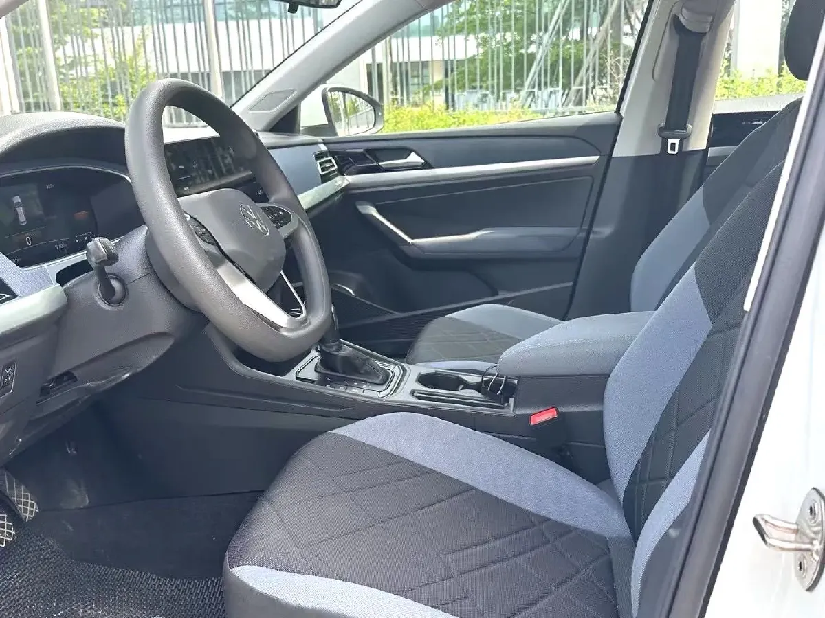 2023 Volkswagen Lavida 1.5L 113HP L4 6AT,autocango,china used car exporter,china ev exporter,chinese used car exporter,chinese used ev exporter