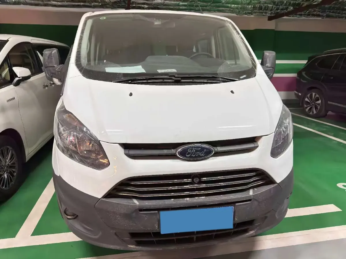 2020 Ford Escape 2.0T 248HP L4 8AT,autocango,china used car exporter,china ev exporter,chinese used car exporter,chinese used ev exporter