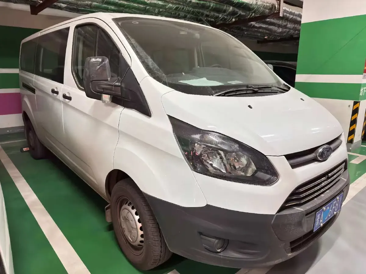 2020 Ford Escape 2.0T 248HP L4 8AT,autocango,china used car exporter,china ev exporter,chinese used car exporter,chinese used ev exporter