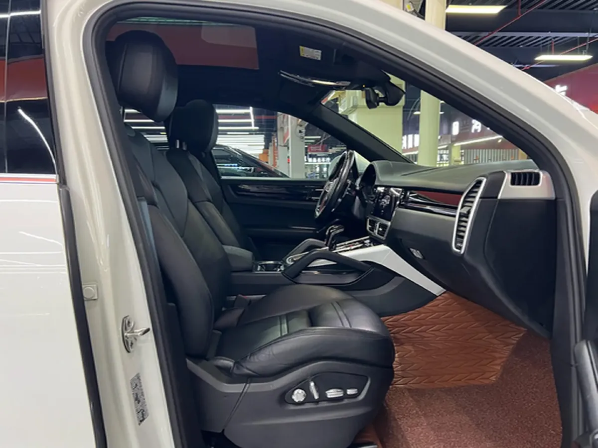 2018 Porsche Cayenne 3.0T 340HP V6 8AT,autocango,china used car exporter,china ev exporter,chinese used car exporter,chinese used ev exporter