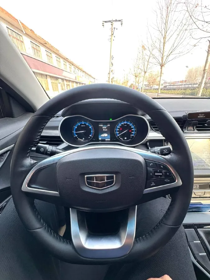 2019 Geely Emgrand 1.5L 109HP L4 5MT,autocango,china used car exporter,china ev exporter,chinese used car exporter,chinese used ev exporter