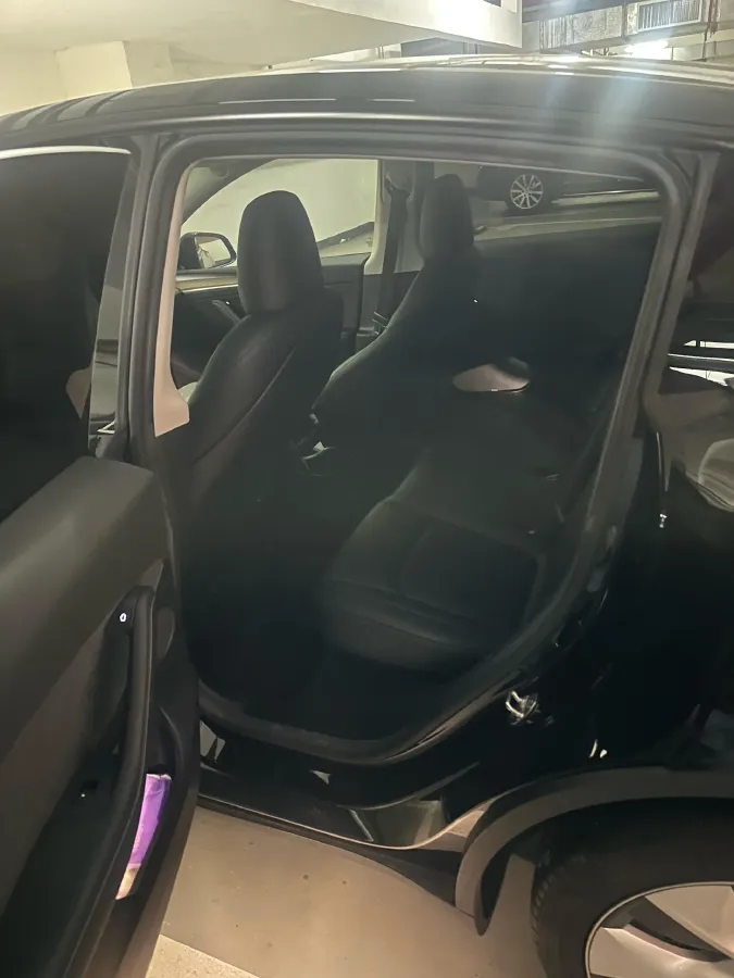 2022 Tesla Model Y BEV 60KWH,autocango,china used car exporter,china ev exporter,chinese used car exporter,chinese used ev exporter