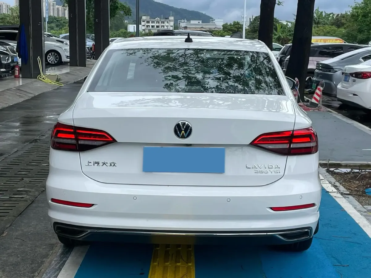 2021 Volkswagen Lavida 1.4T 150HP L4 7DCT,autocango,china used car exporter,china ev exporter,chinese used car exporter,chinese used ev exporter