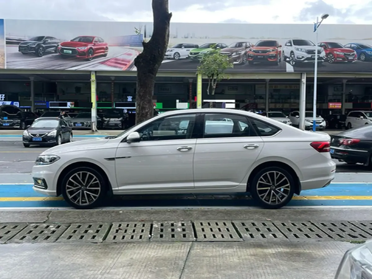 2021 Volkswagen Lavida 1.4T 150HP L4 7DCT,autocango,china used car exporter,china ev exporter,chinese used car exporter,chinese used ev exporter