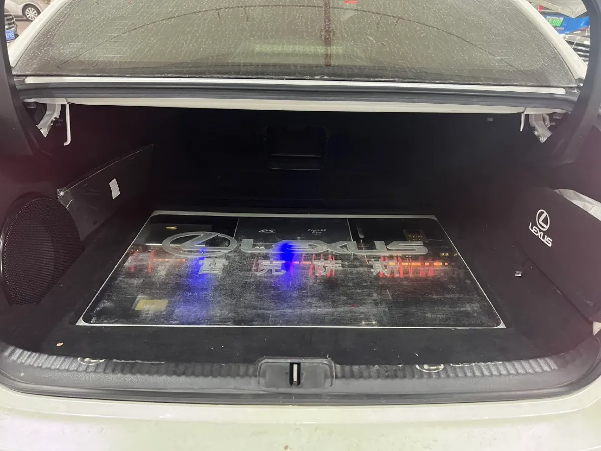 2018 Lexus ES 2.5L 207HP L4 8AT,autocango,china used car exporter,china ev exporter,chinese used car exporter,chinese used ev exporter