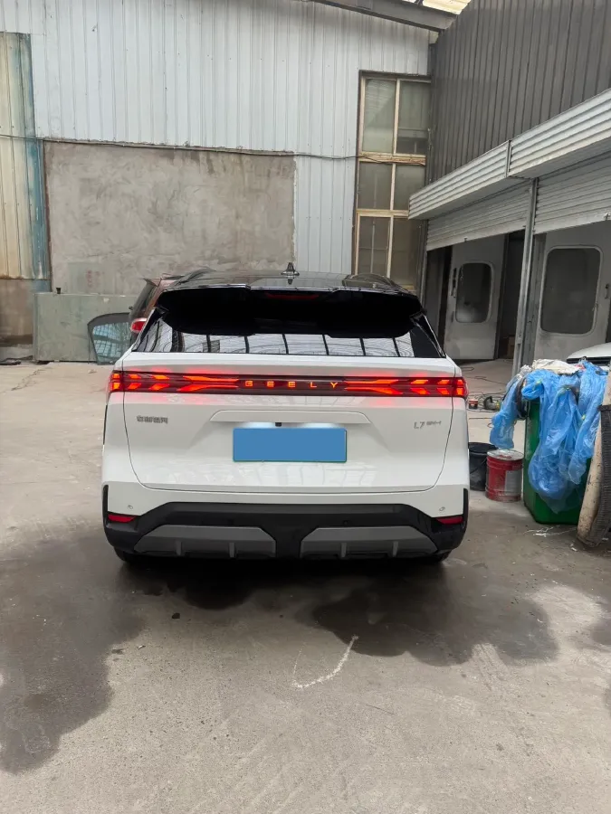 2025 Geely Galaxy L7 1.5L 112HP L4 1DHT PHEV 18.4KWH,autocango,china used car exporter,china ev exporter,chinese used car exporter,chinese used ev exporter