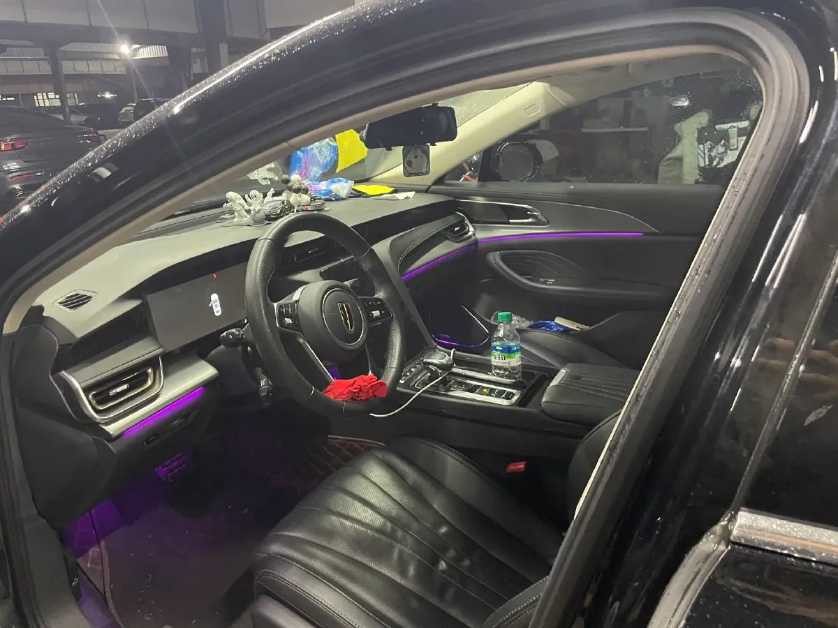 2023 HongQi H5 2.0T 224HP L4 8AT,autocango,china used car exporter,china ev exporter,chinese used car exporter,chinese used ev exporter