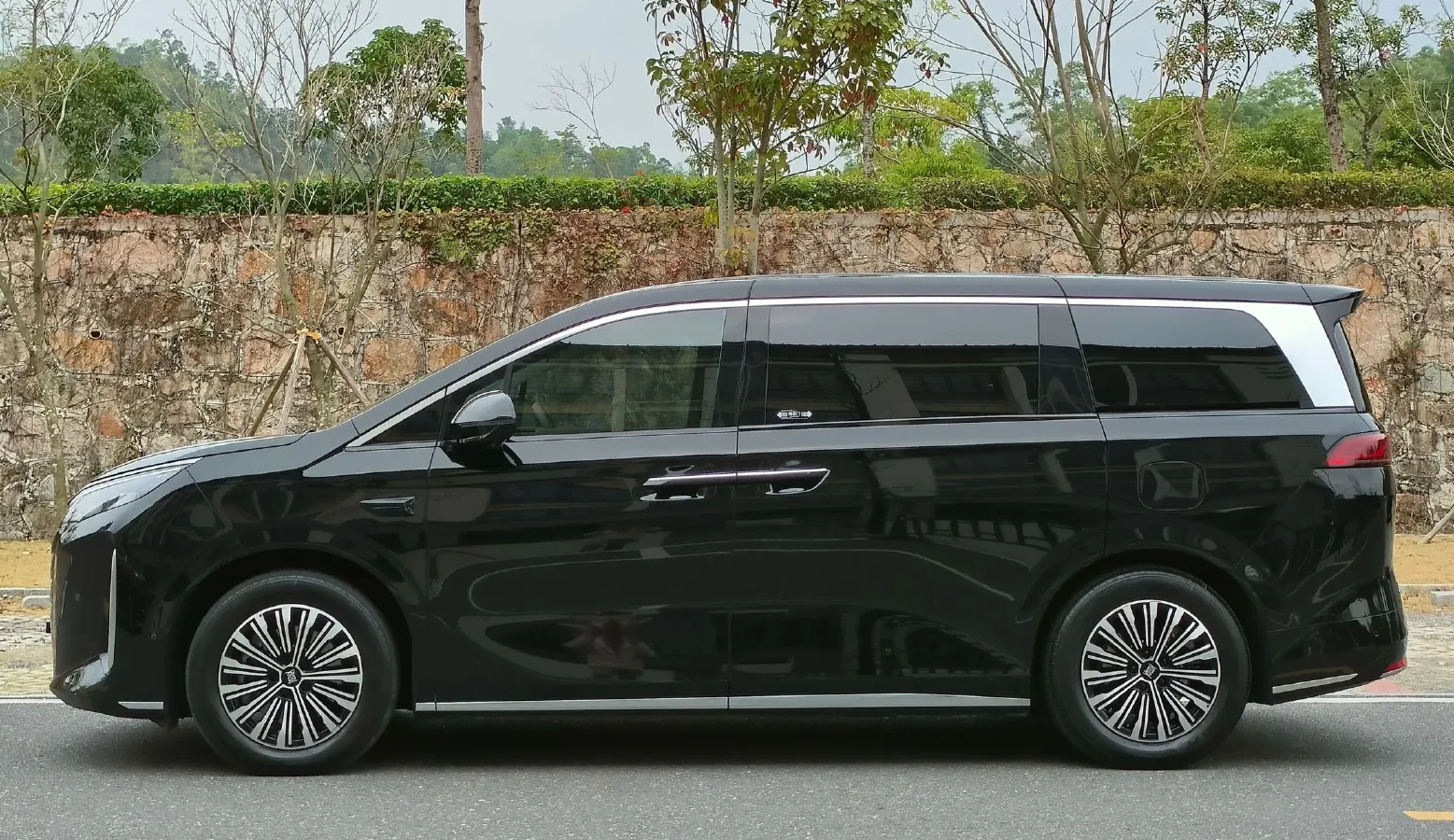 2025 BYD Xia 1.5T 156HP L4 E-CVT PHEV 36.6KWH,autocango,china used car exporter,china ev exporter,chinese used car exporter,chinese used ev exporter