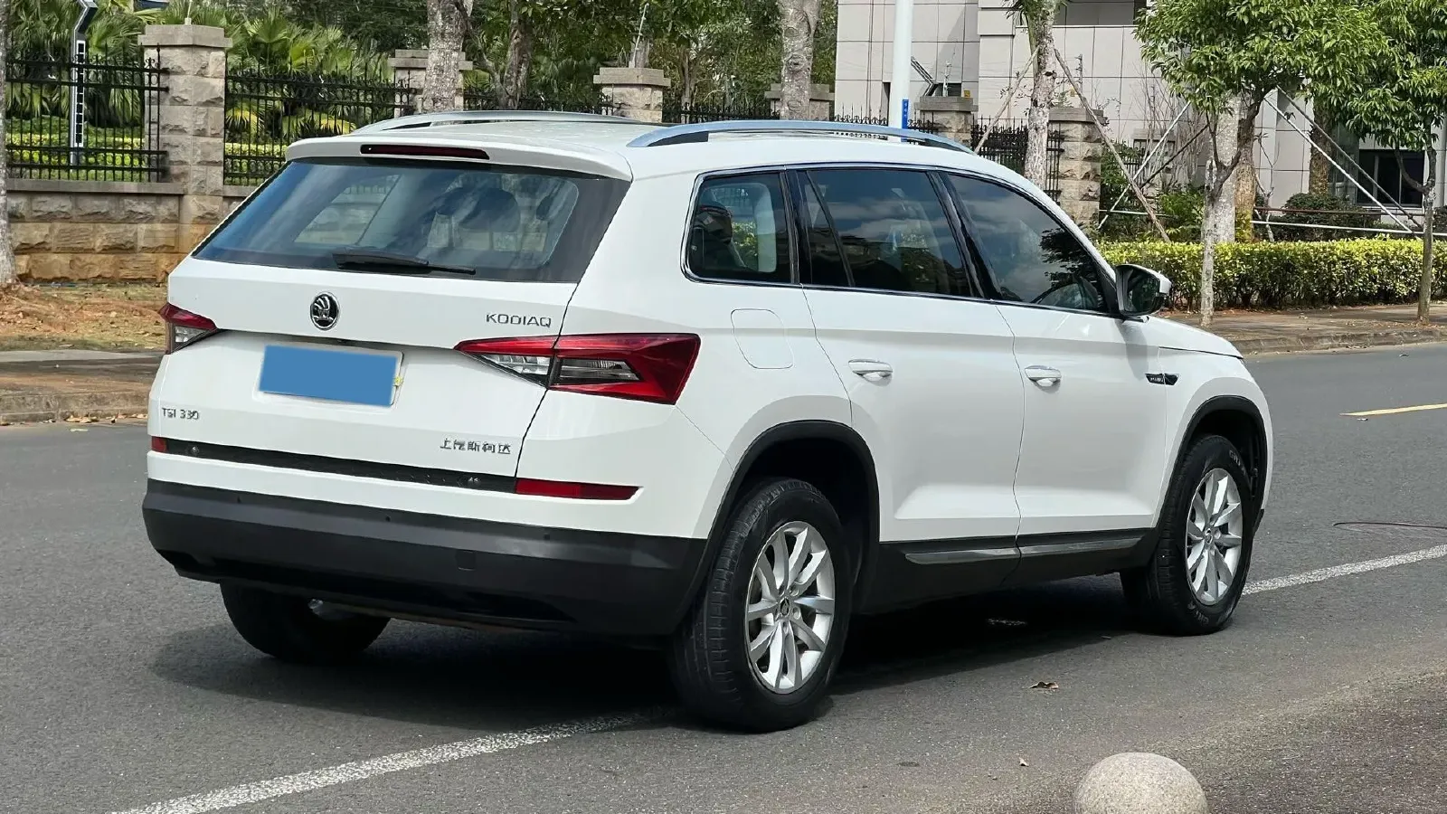 2018 Skoda Kodiak 2.0T 186HP L4 7DCT,autocango,china used car exporter,china ev exporter,chinese used car exporter,chinese used ev exporter
