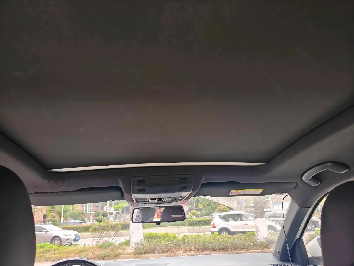 2020 Volkswagen T-Roc 1.4T 150HP L4 7DCT,autocango,china used car exporter,china ev exporter,chinese used car exporter,chinese used ev exporter