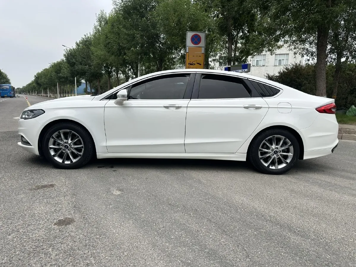 2017 Ford Mondeo 1.5T 181HP L4 6AT,autocango,china used car exporter,china ev exporter,chinese used car exporter,chinese used ev exporter