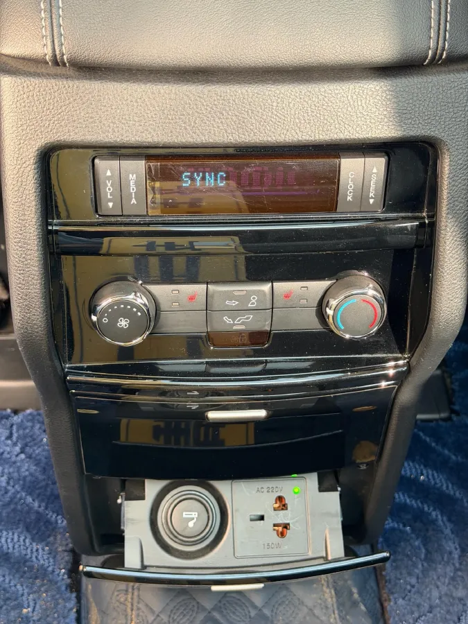 2018 Ford Edge 2.0T 245HP L4 6AT,autocango,china used car exporter,china ev exporter,chinese used car exporter,chinese used ev exporter