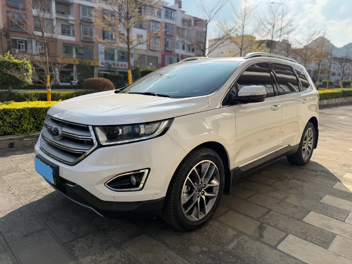 2018 Ford Edge 2.0T 245HP L4 6AT,autocango,china used car exporter,china ev exporter,chinese used car exporter,chinese used ev exporter