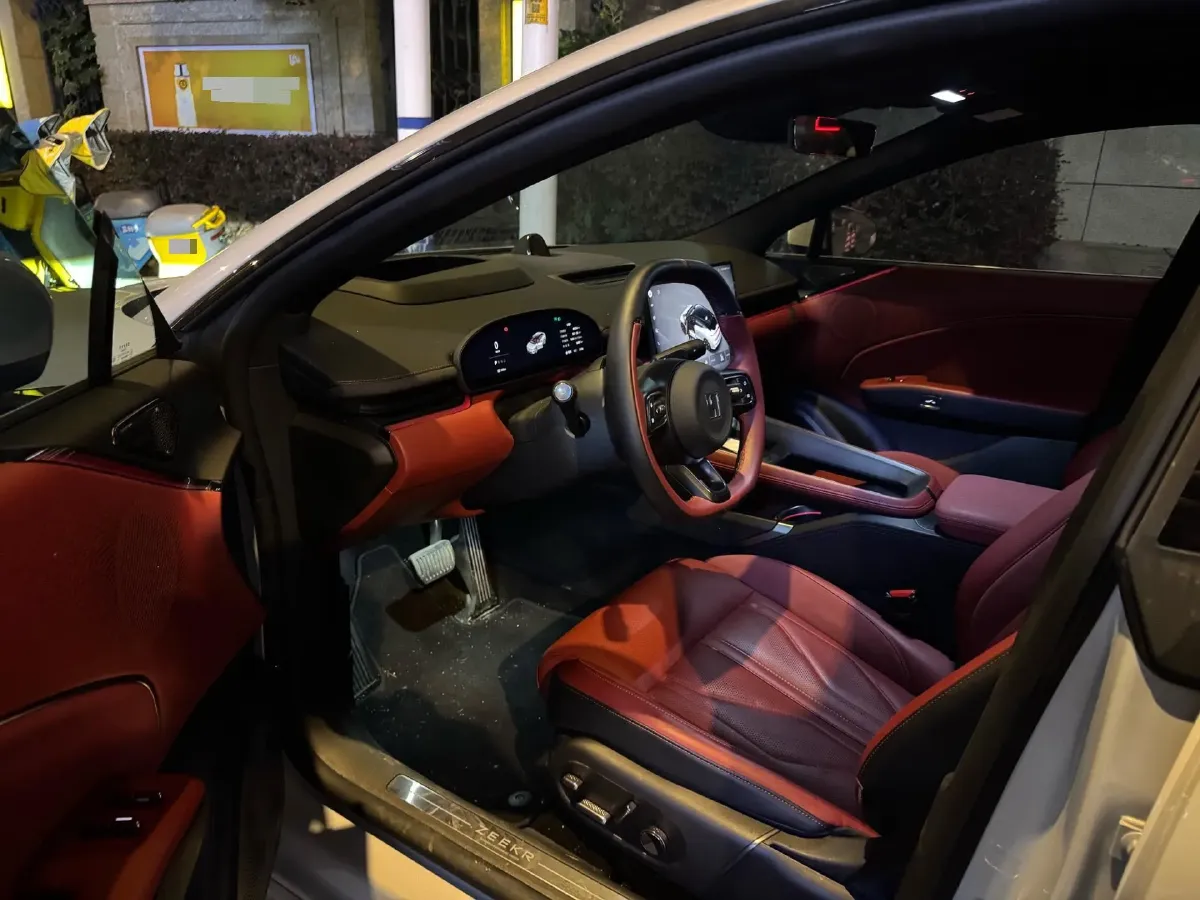 2025 Zeekr 007GT BEV 100.01KWH,autocango,china used car exporter,china ev exporter,chinese used car exporter,chinese used ev exporter