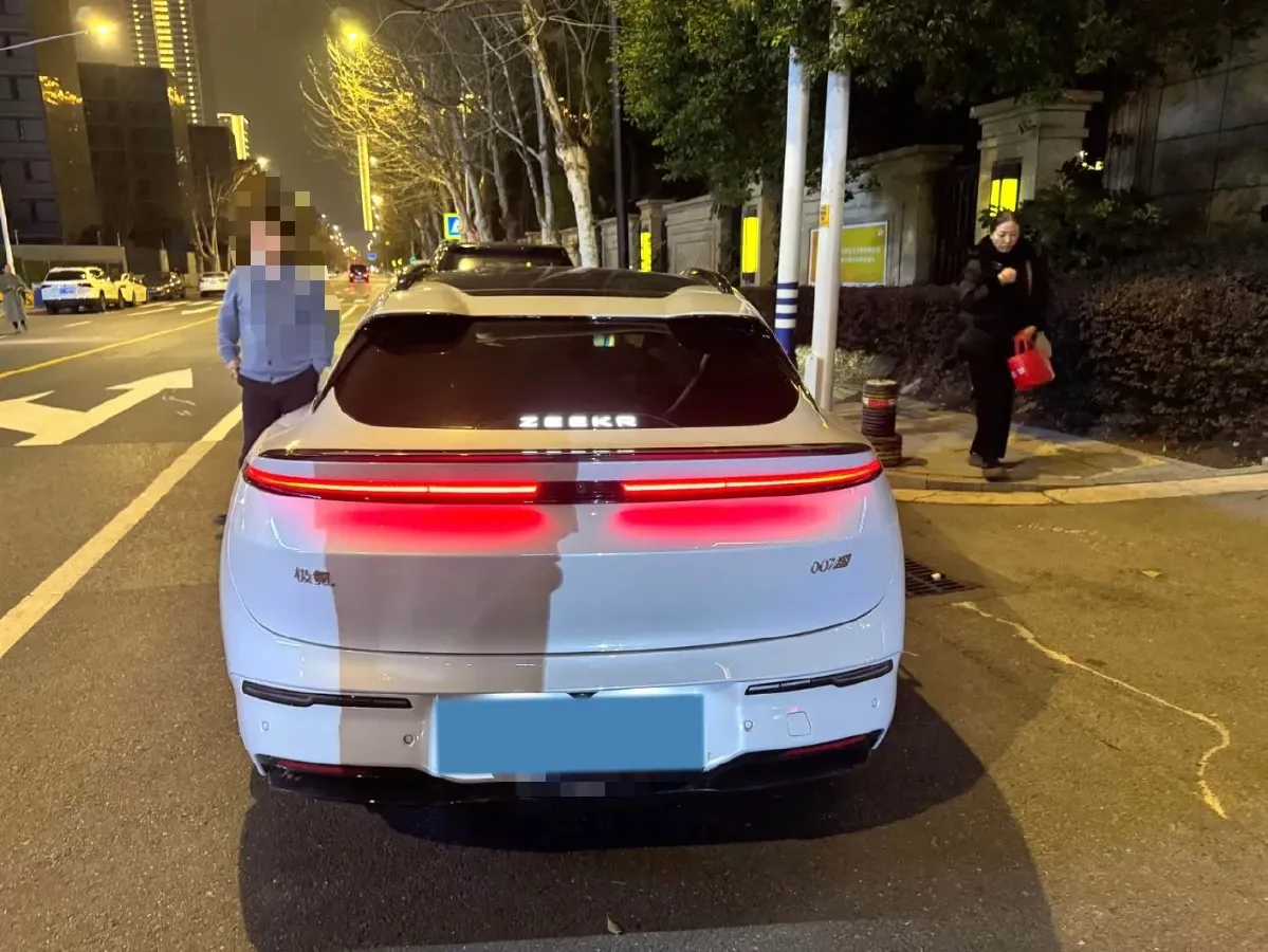 2025 Zeekr 007GT BEV 100.01KWH,autocango,china used car exporter,china ev exporter,chinese used car exporter,chinese used ev exporter