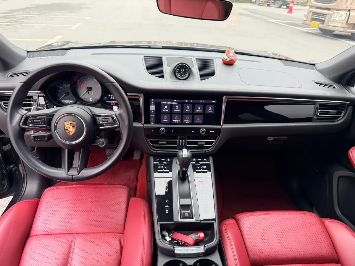 2023 Porsche Macan 2.9T 380HP V6 7DCT,autocango,china used car exporter,china ev exporter,chinese used car exporter,chinese used ev exporter