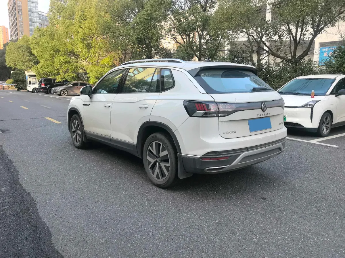 2024 Volkswagen Tayron 2.0T 186HP L4 7DCT,autocango,china used car exporter,china ev exporter,chinese used car exporter,chinese used ev exporter