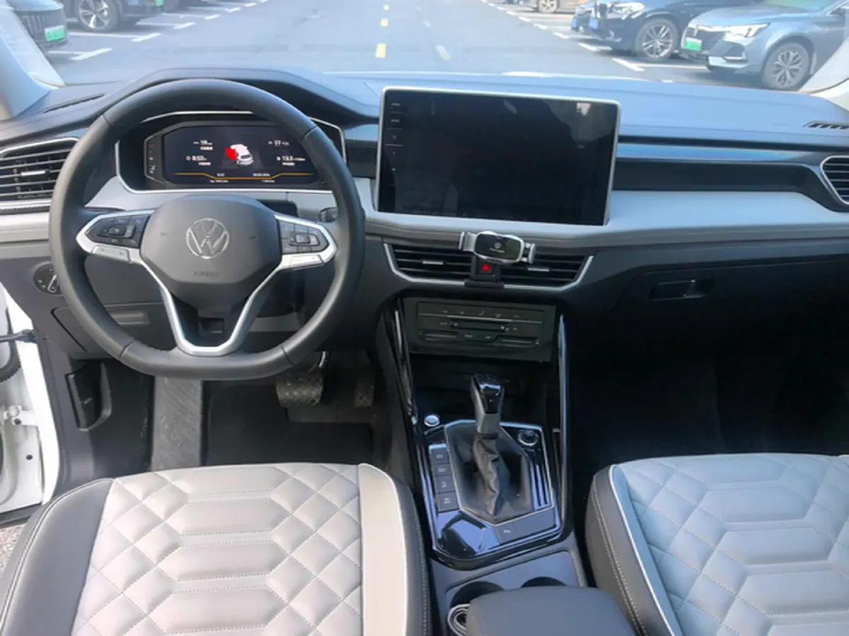 2024 Volkswagen Tayron 2.0T 186HP L4 7DCT,autocango,china used car exporter,china ev exporter,chinese used car exporter,chinese used ev exporter