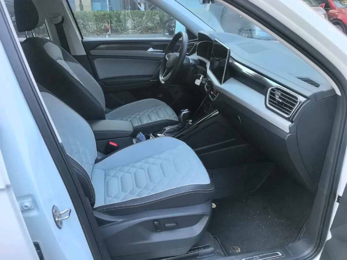 2024 Volkswagen Tayron 2.0T 186HP L4 7DCT,autocango,china used car exporter,china ev exporter,chinese used car exporter,chinese used ev exporter
