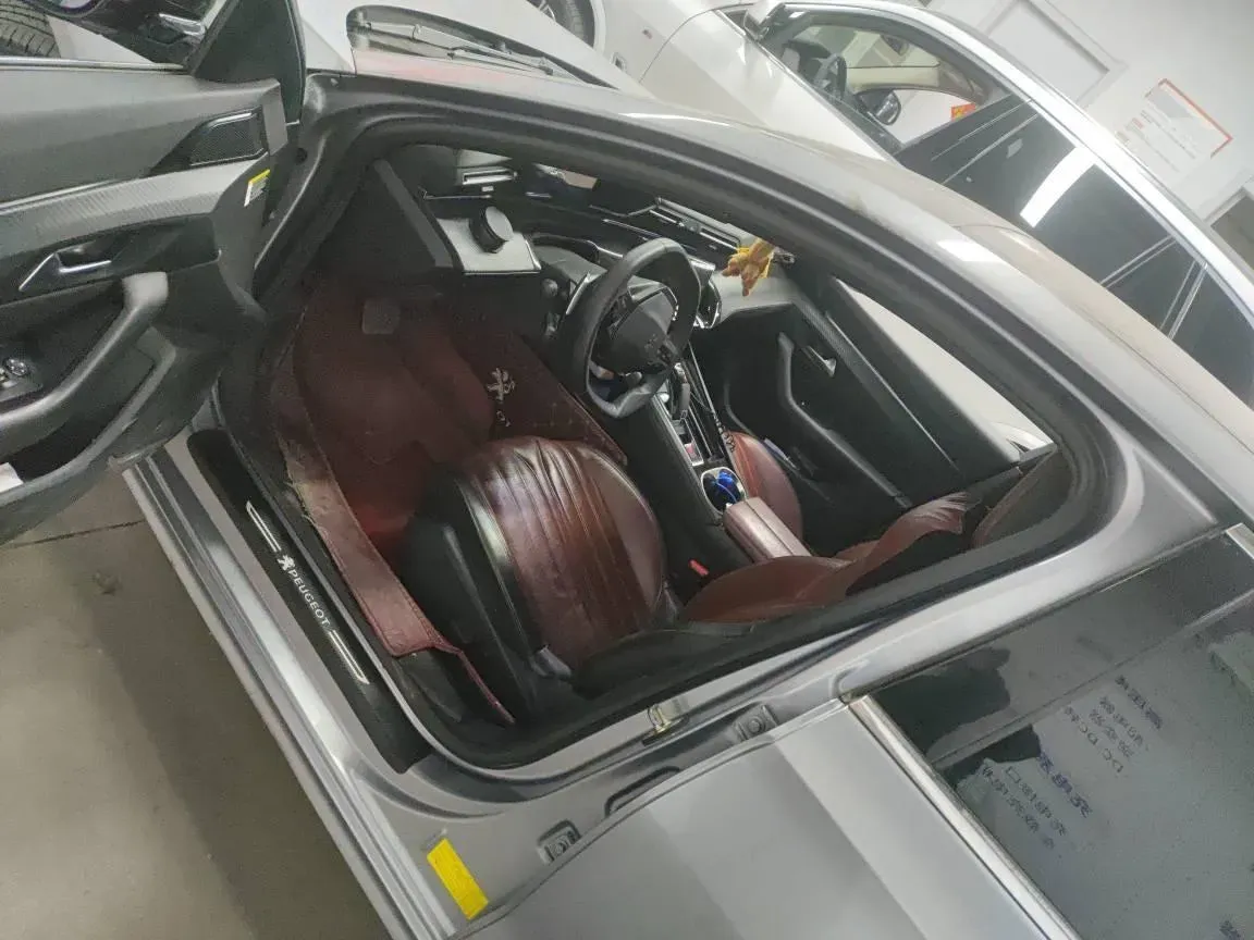 2022 Peugeot 508 1.8T 211HP L4 8AT,autocango,china used car exporter,china ev exporter,chinese used car exporter,chinese used ev exporter