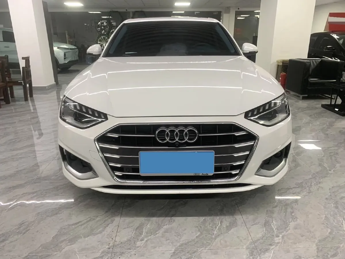 2020 Audi A4L 2.0T 190HP L4 7DCT,autocango,china used car exporter,china ev exporter,chinese used car exporter,chinese used ev exporter
