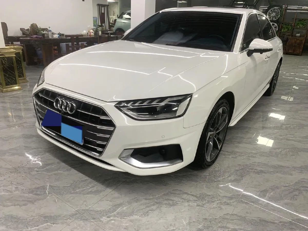 2020 Audi A4L 2.0T 190HP L4 7DCT,autocango,china used car exporter,china ev exporter,chinese used car exporter,chinese used ev exporter