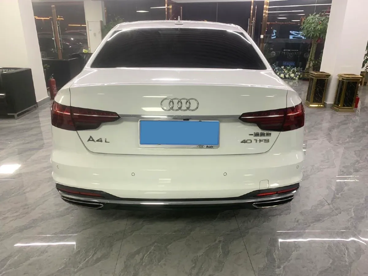 2020 Audi A4L 2.0T 190HP L4 7DCT,autocango,china used car exporter,china ev exporter,chinese used car exporter,chinese used ev exporter