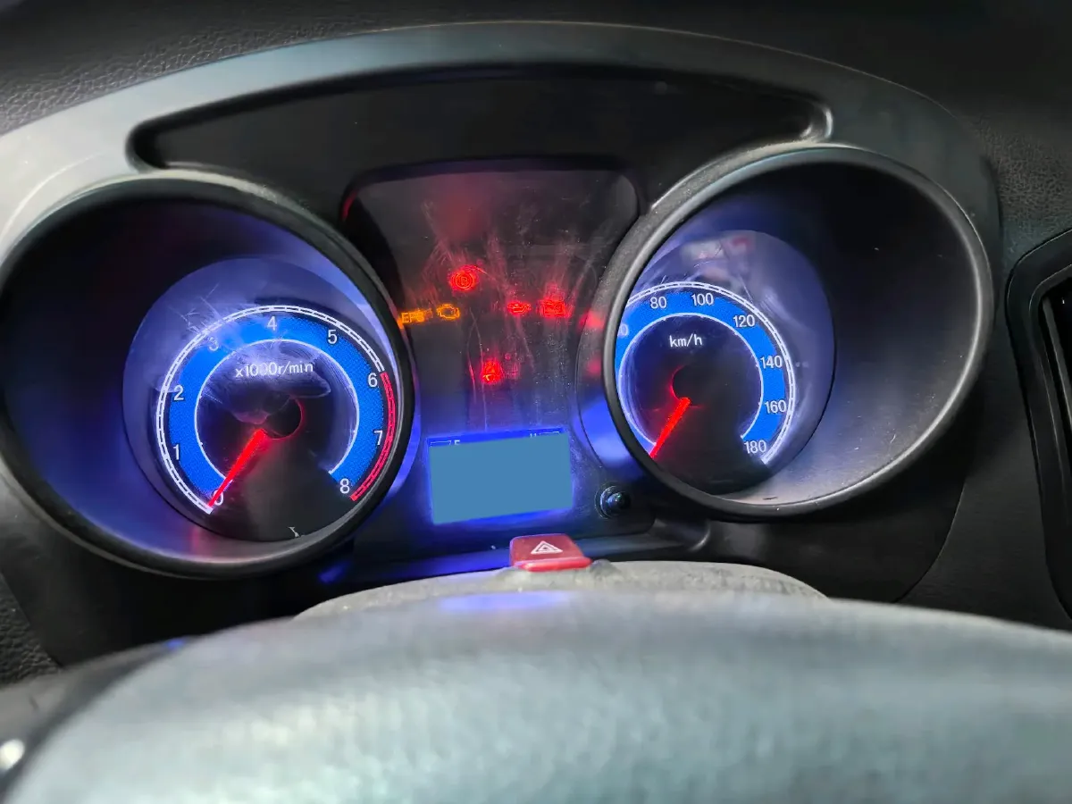 2018 ChangAn KuaYue New Leopard T3 1.5L 112HP L4 5MT,autocango,china used car exporter,china ev exporter,chinese used car exporter,chinese used ev exporter