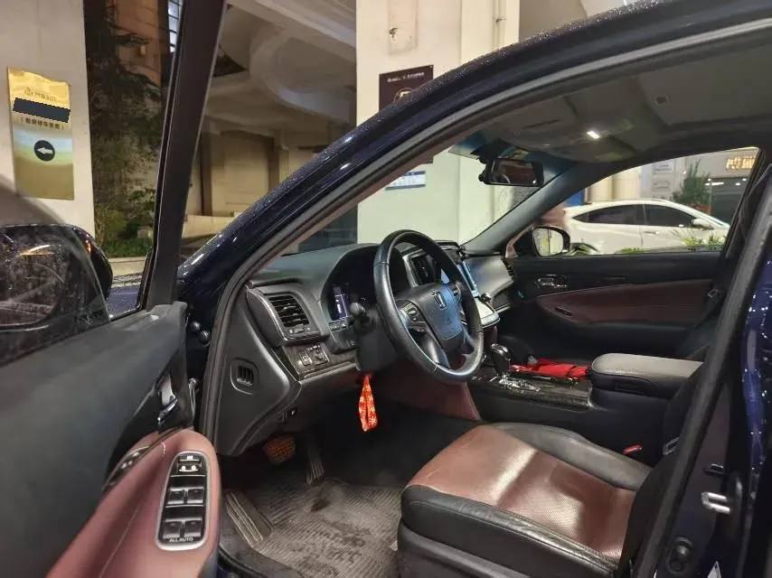 2018 Toyota Highlander 2.0T 220HP L4 6AT,autocango,china used car exporter,china ev exporter,chinese used car exporter,chinese used ev exporter