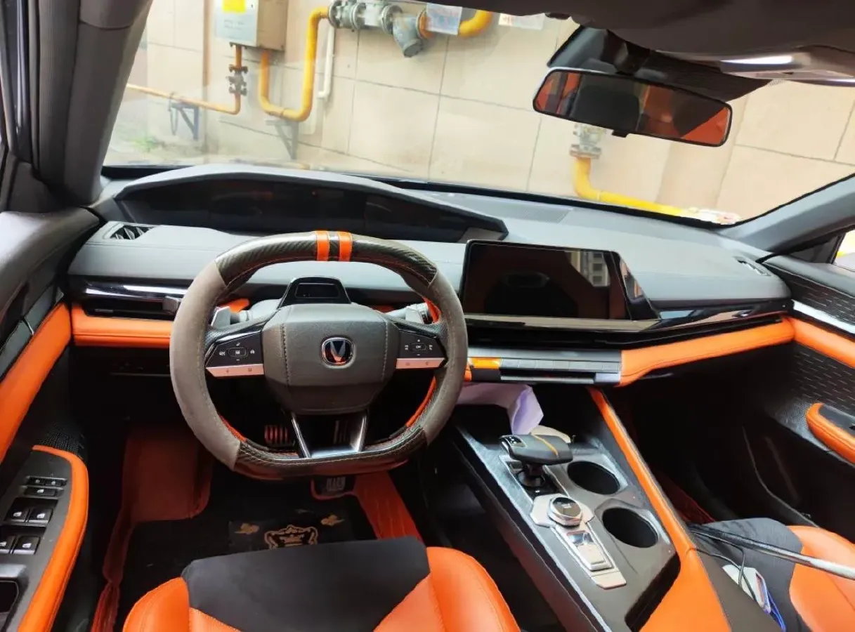 2023 ChangAn UNI-V 1.5T 188HP L4 7DCT,autocango,china used car exporter,china ev exporter,chinese used car exporter,chinese used ev exporter