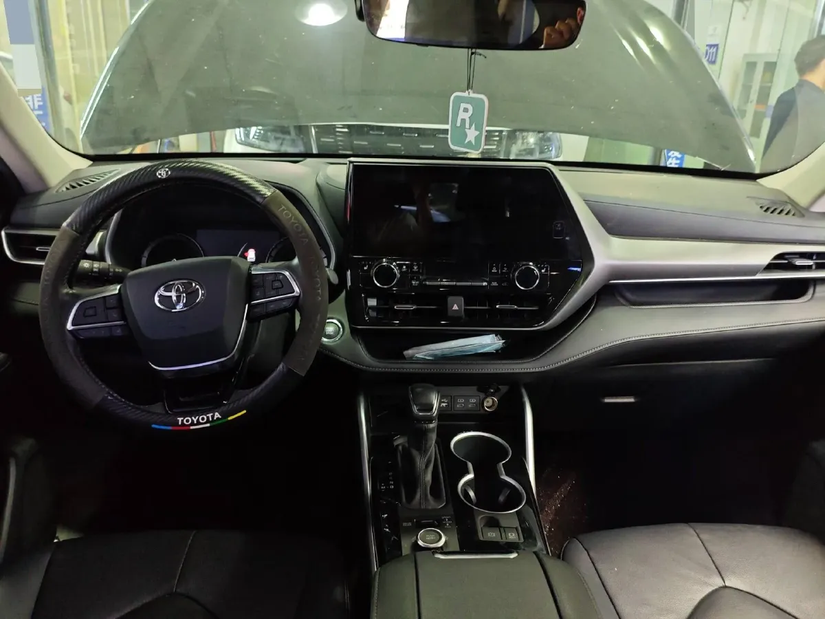 2022 Toyota Highlander 2.0T 248HP L4 8AT,autocango,china used car exporter,china ev exporter,chinese used car exporter,chinese used ev exporter