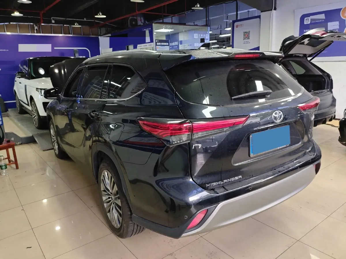 2022 Toyota Highlander 2.0T 248HP L4 8AT,autocango,china used car exporter,china ev exporter,chinese used car exporter,chinese used ev exporter