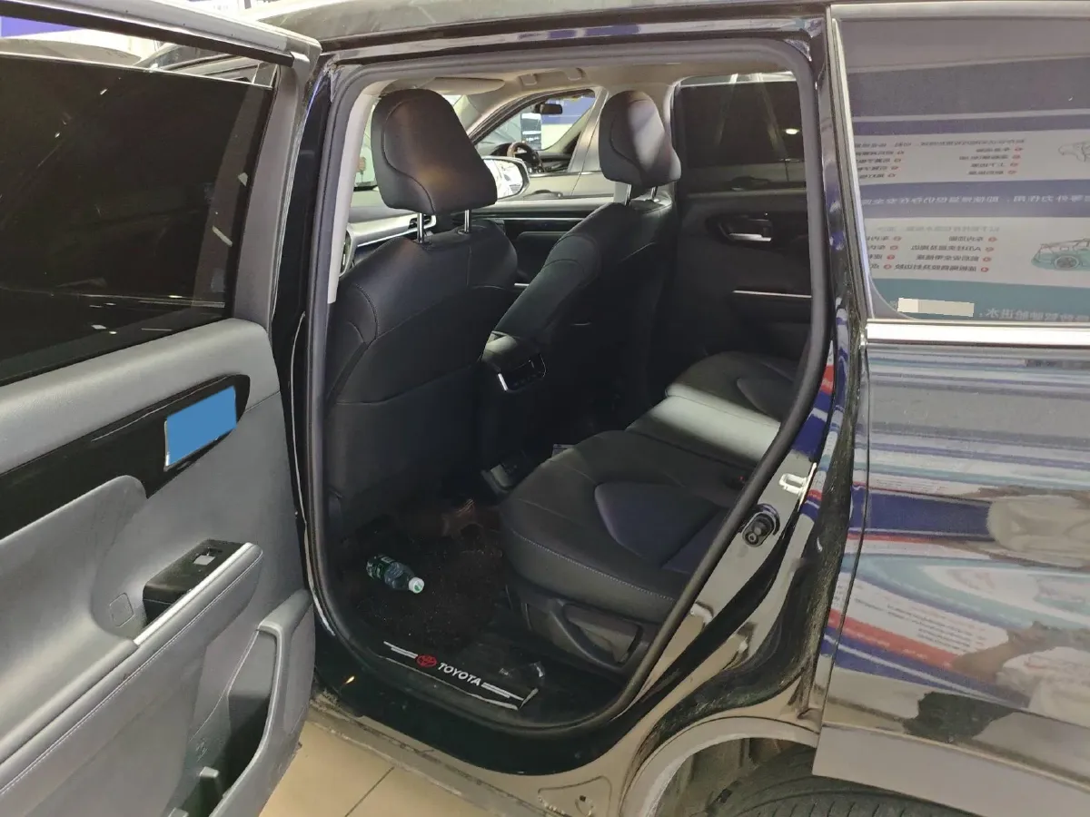 2022 Toyota Highlander 2.0T 248HP L4 8AT,autocango,china used car exporter,china ev exporter,chinese used car exporter,chinese used ev exporter