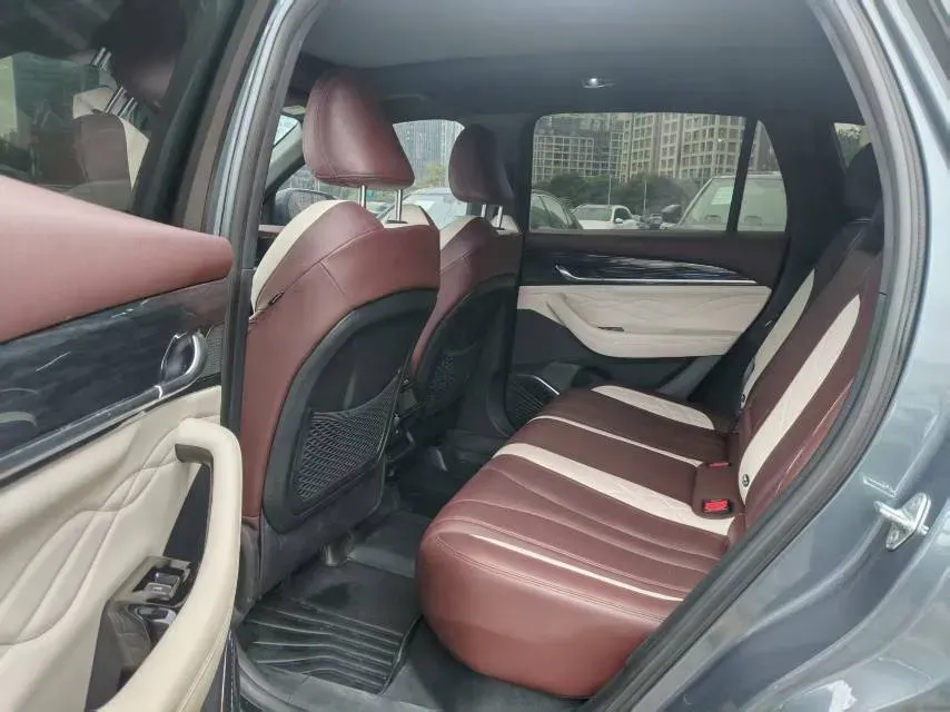 2021 Geely Monjaro 2.0T 218HP L4 7DCT,autocango,china used car exporter,china ev exporter,chinese used car exporter,chinese used ev exporter