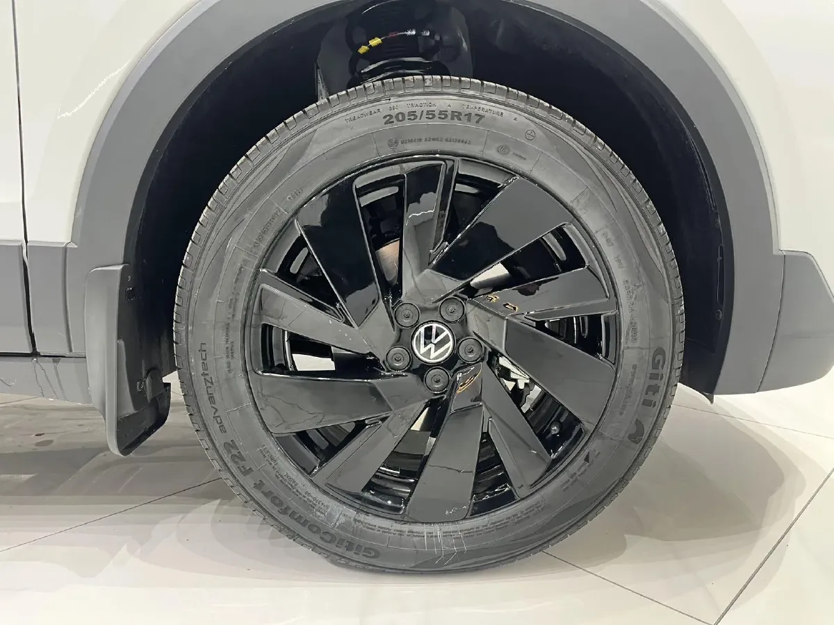 2025 Volkswagen Tharu 1.5L 110HP L4 6AT,autocango,china used car exporter,china ev exporter,chinese used car exporter,chinese used ev exporter