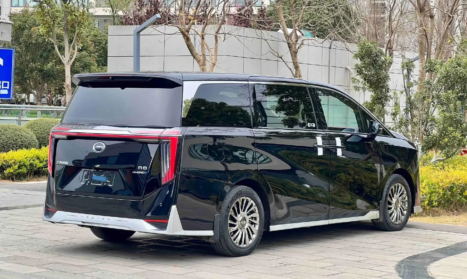 2023 GAC Trumpchi M8 2.0T 252HP L4 8AT,autocango,china used car exporter,china ev exporter,chinese used car exporter,chinese used ev exporter