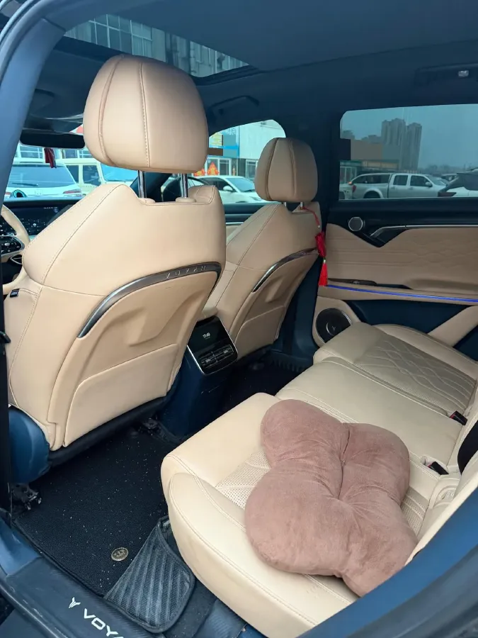 2024 Voyah FREE 1.5T 150HP L4 REEV 39.2KWH,autocango,china used car exporter,china ev exporter,chinese used car exporter,chinese used ev exporter