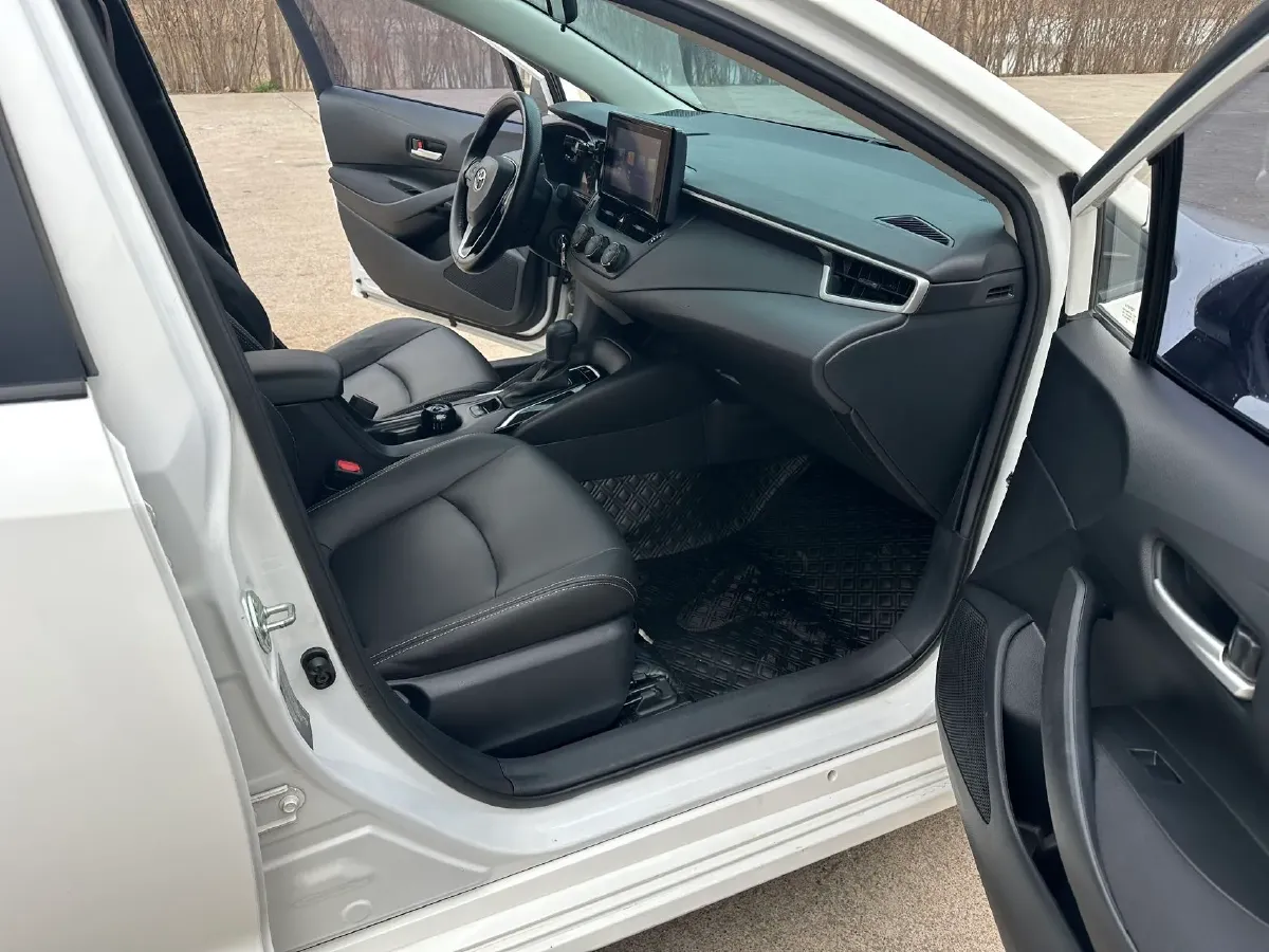 2021 Toyota Corolla 1.2T 116HP L4 CVT,autocango,china used car exporter,china ev exporter,chinese used car exporter,chinese used ev exporter