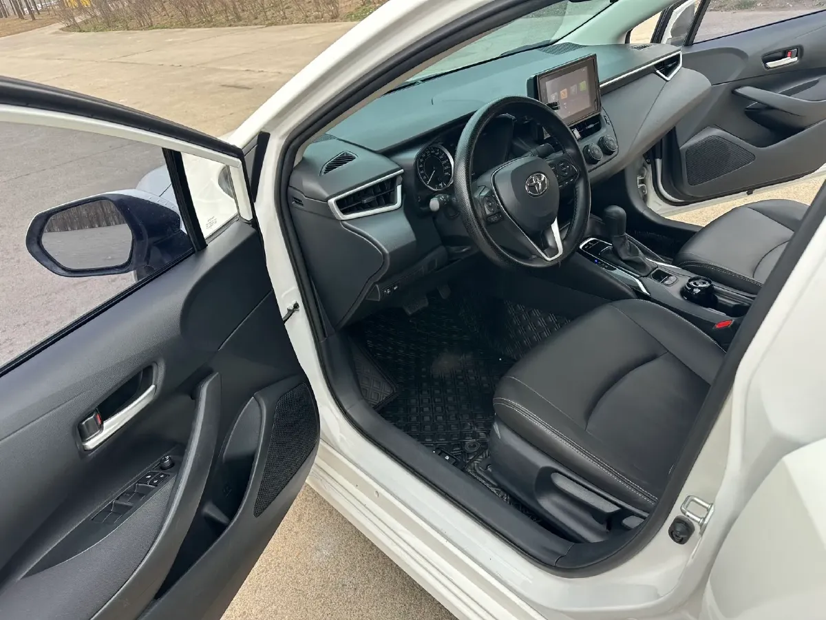 2021 Toyota Corolla 1.2T 116HP L4 CVT,autocango,china used car exporter,china ev exporter,chinese used car exporter,chinese used ev exporter