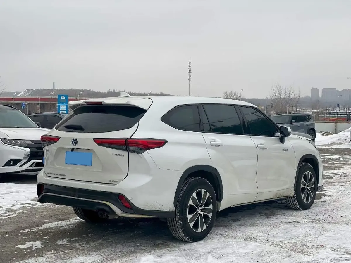 2021 Toyota Crown Kluger 2.5L 192HP L4 E-CVT Hybrid,autocango,china used car exporter,china ev exporter,chinese used car exporter,chinese used ev exporter