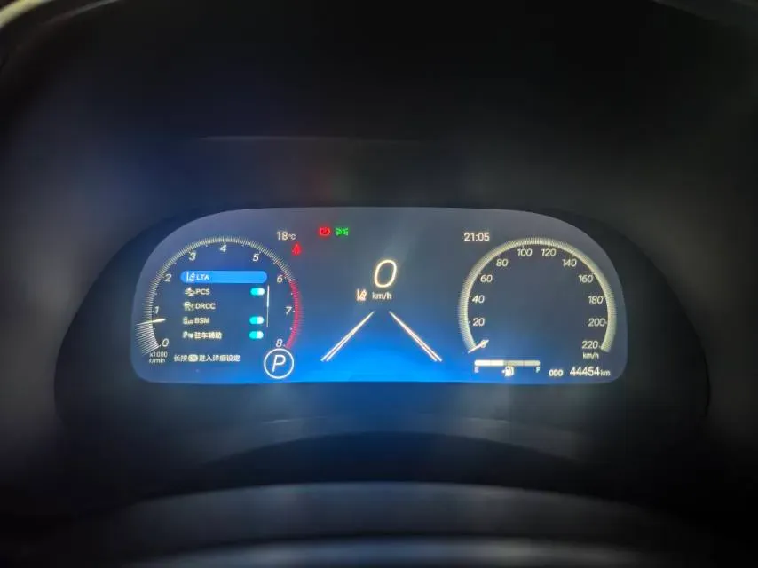 2022 Toyota Highlander 2.0T 248HP L4 8AT,autocango,china used car exporter,china ev exporter,chinese used car exporter,chinese used ev exporter