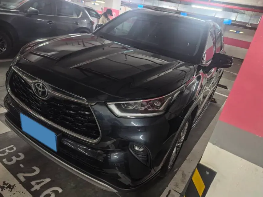 2022 Toyota Highlander 2.0T 248HP L4 8AT,autocango,china used car exporter,china ev exporter,chinese used car exporter,chinese used ev exporter